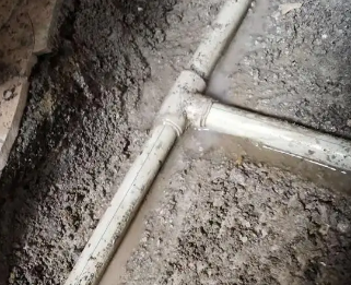 澜沧漏水维修电话